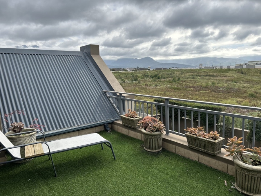 4 Bedroom Property for Sale in Blue Mountain Village Western Cape